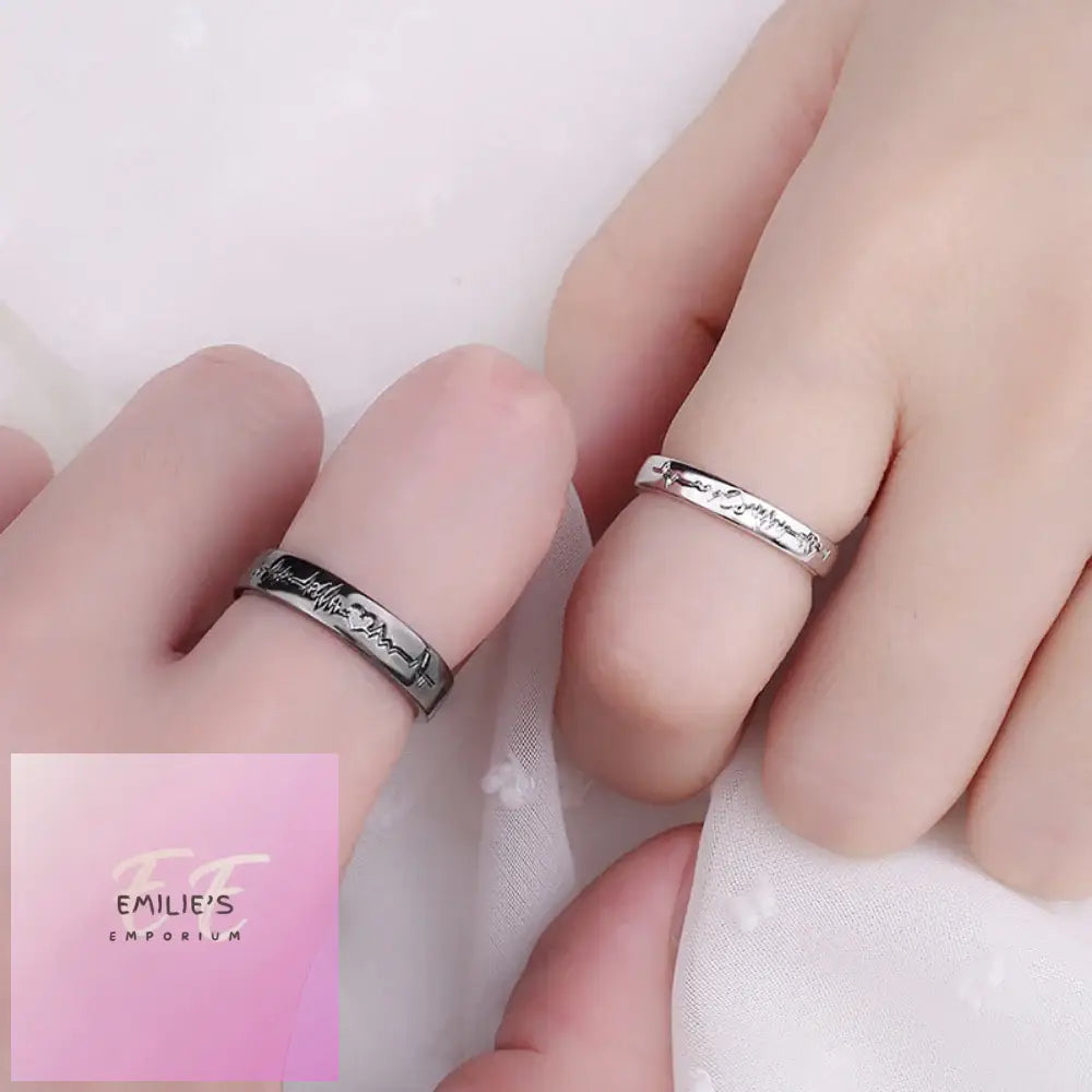 2Pcs Black/White Love Promise Rings -Heart Beat